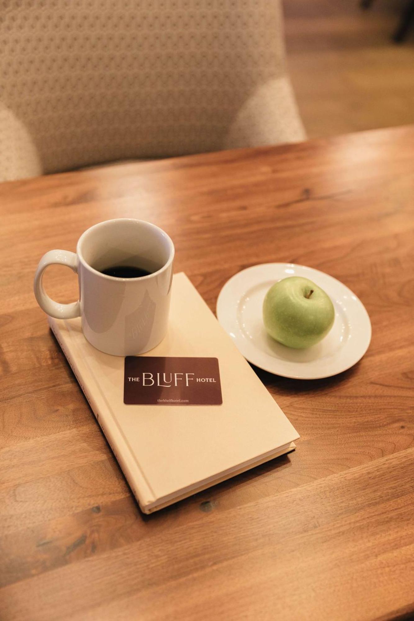 The Bluff Hotel Savannah, Tapestry Collection By Hilton Exterior foto